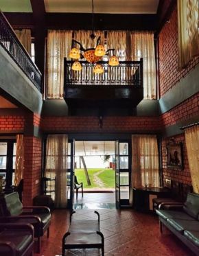 Beautiful Beach Front Villa - Beach Castle Homestay